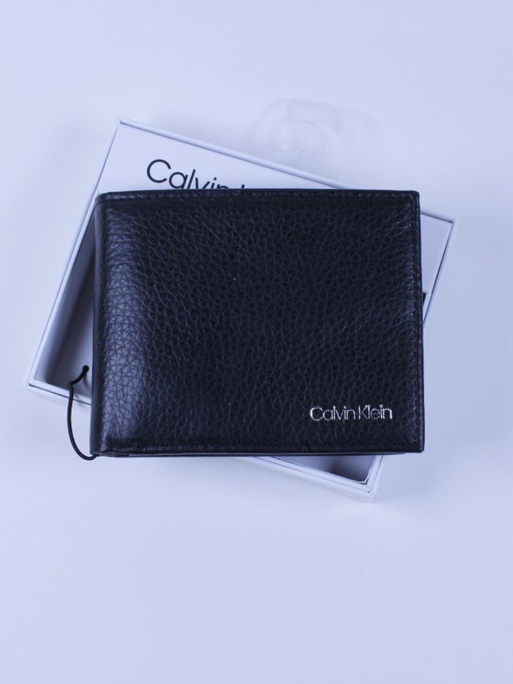 Calvin Klein Leather Wallet with RFID Protection – New in Box - Picture 2 of 9